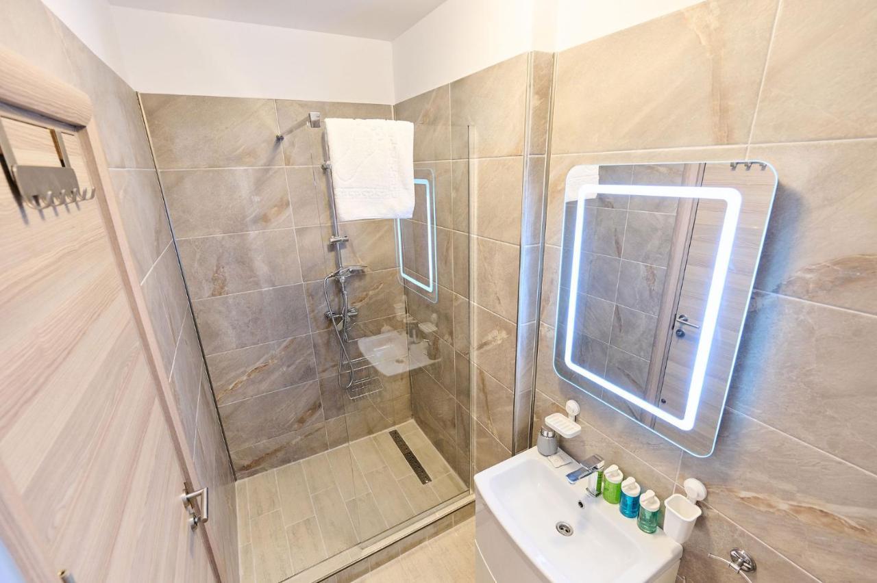Cermar Apartment- Spa N Pool Beach Resort- Parking Mamaia Dış mekan fotoğraf
