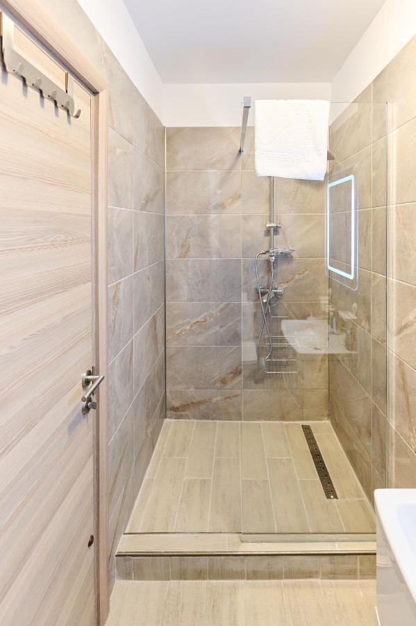 Cermar Apartment- Spa N Pool Beach Resort- Parking Mamaia Dış mekan fotoğraf